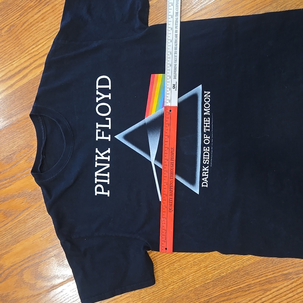Pink Floyd Dark Side of the Moon Black T-Shirt - Picture 8 of 8